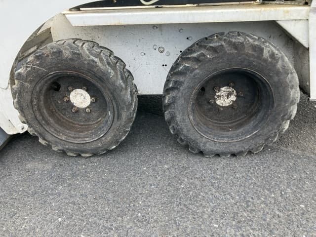 SKID STEER LOADER — Auction (lot 8461-31801)