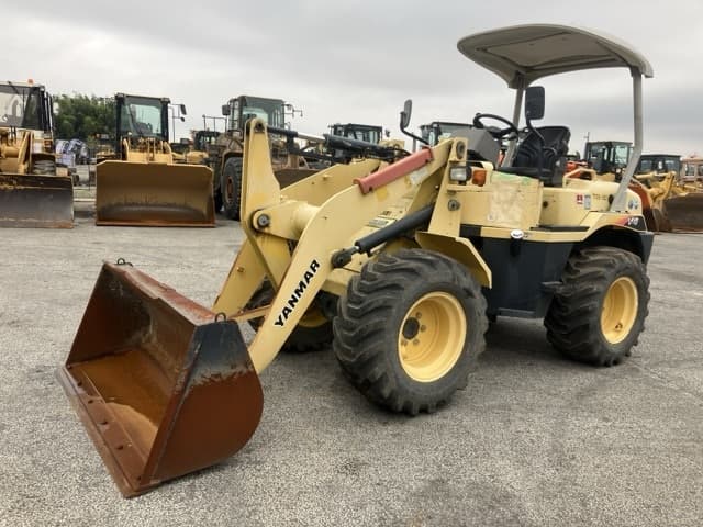 MINI WHEEL LOADER — Auction (lot 8461-32)