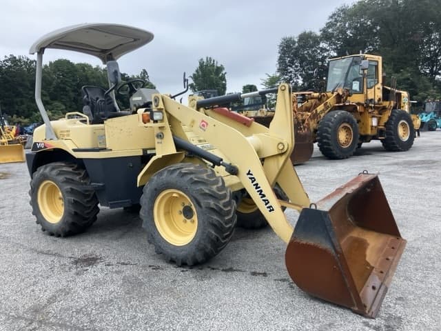 MINI WHEEL LOADER — Auction (lot 8461-32)