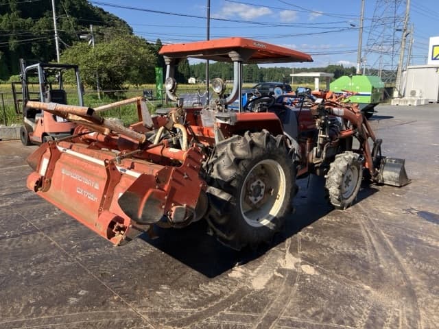 Tractor — Auction (lot 8461-32004)