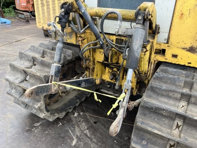 Tractor — Auction (lot 8461-32005)