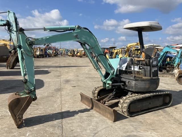 MINI EXCAVATOR — Auction (lot 8461-321)