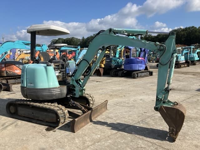 MINI EXCAVATOR — Auction (lot 8461-321)