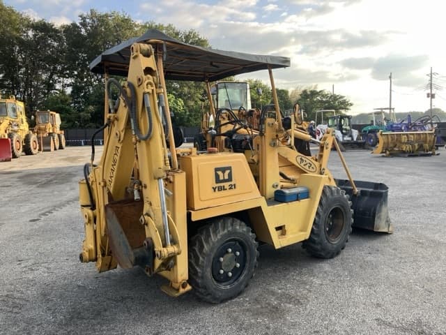MINI WHEEL LOADER — Auction (lot 8461-322)