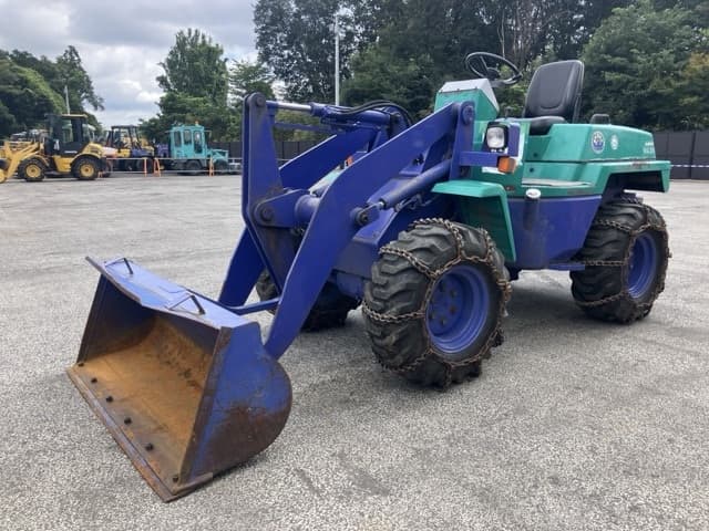 MINI WHEEL LOADER — Auction (lot 8461-323)