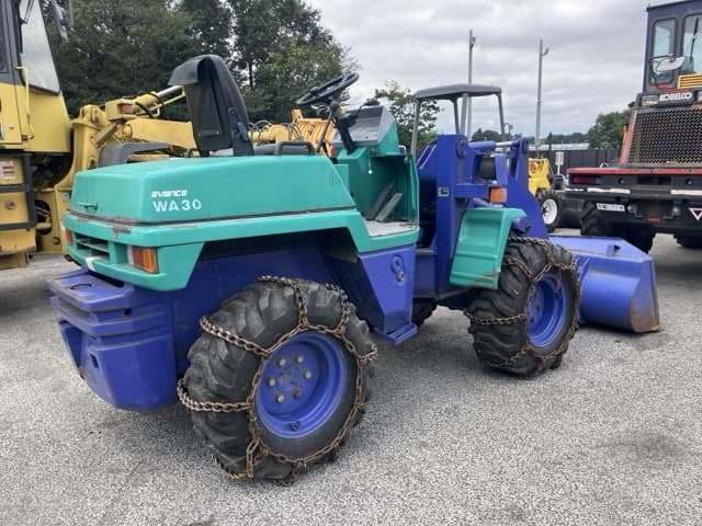 MINI WHEEL LOADER — Auction (lot 8461-323)