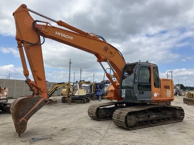 EXCAVATOR — Auction (lot 8461-326)