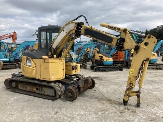 MINI EXCAVATOR — Auction (lot 8461-327)