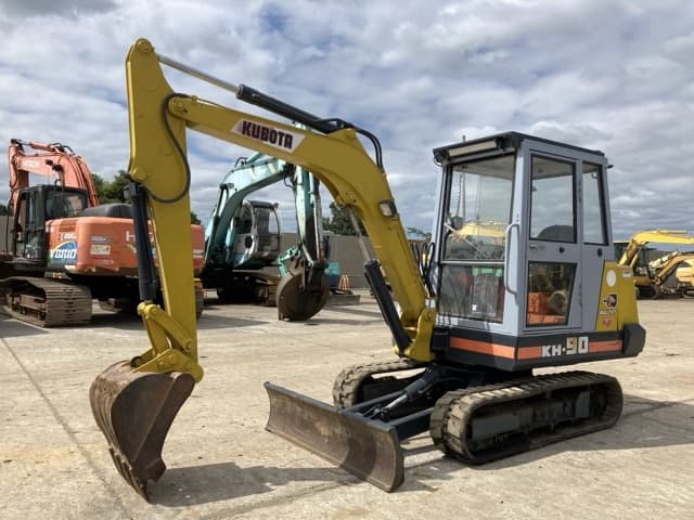 MINI EXCAVATOR — Auction (lot 8461-328)