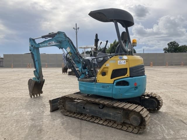 MINI EXCAVATOR — Auction (lot 8461-33)