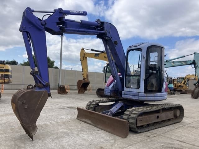 EXCAVATOR — Auction (lot 8461-331)