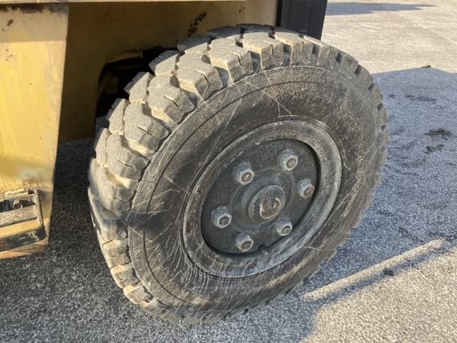 SHOVEL LOADER — Auction (lot 8461-334)