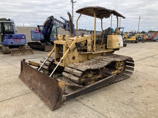 Bulldozer — Auction (lot 8461-335)