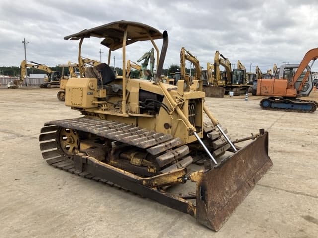 Bulldozer — Auction (lot 8461-335)