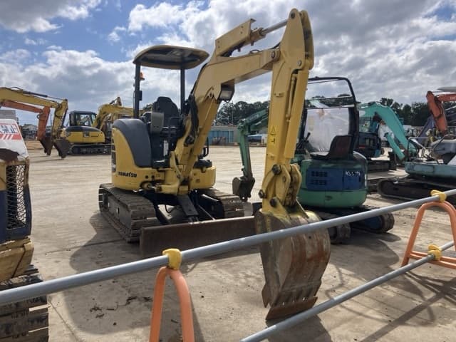 MINI EXCAVATOR — Auction (lot 8461-340)