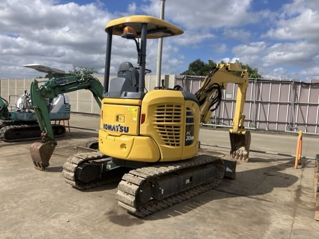 MINI EXCAVATOR — Auction (lot 8461-340)