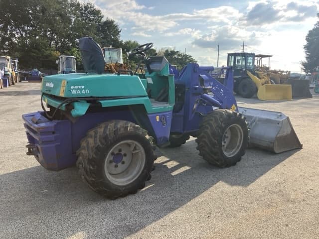 MINI WHEEL LOADER — Auction (lot 8461-342)