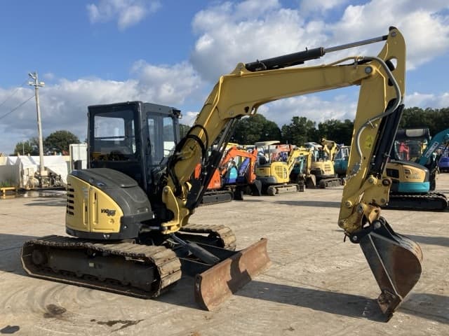 MINI EXCAVATOR — Auction (lot 8461-344)