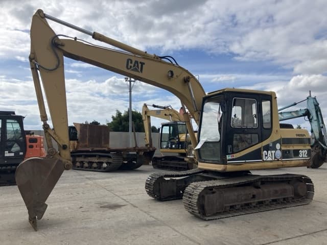 EXCAVATOR — Auction (lot 8461-345)