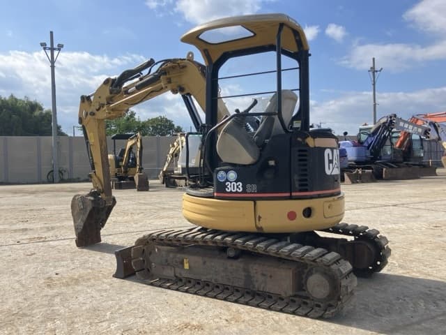 MINI EXCAVATOR — Auction (lot 8461-347)