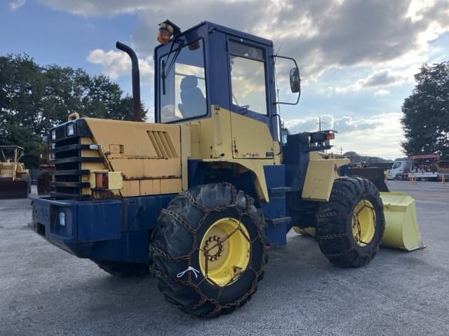 WHEEL LOADER — Auction (lot 8461-350)