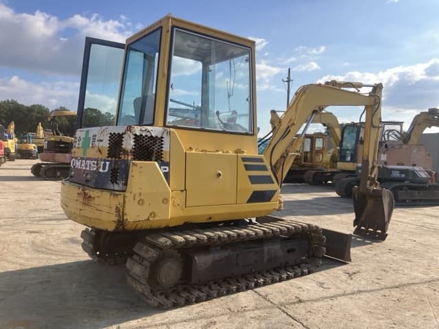 MINI EXCAVATOR — Auction (lot 8461-353)