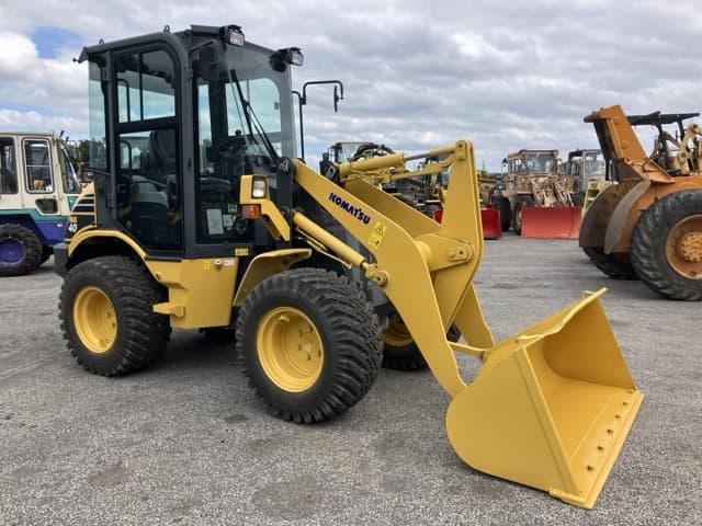 MINI WHEEL LOADER — Auction (lot 8461-355)