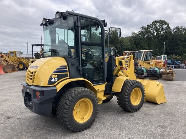 MINI WHEEL LOADER — Auction (lot 8461-355)
