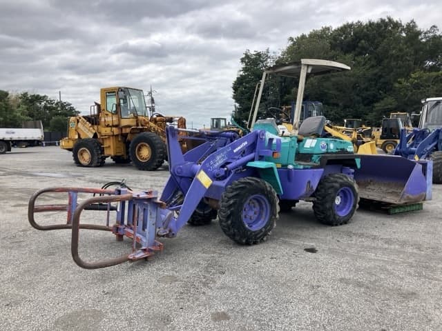 MINI WHEEL LOADER — Auction (lot 8461-362)