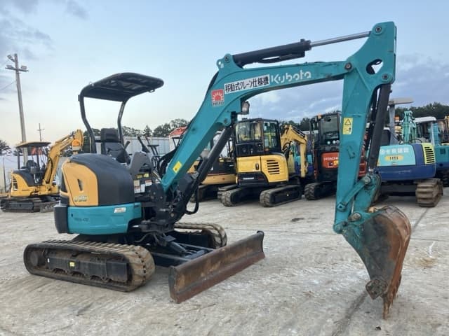 MINI EXCAVATOR — Auction (lot 8461-364)
