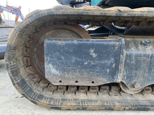 MINI EXCAVATOR — Auction (lot 8461-364)