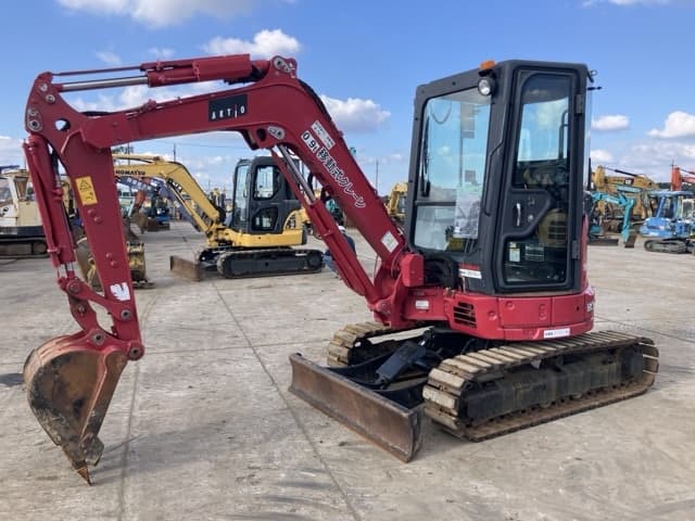 MINI EXCAVATOR — Auction (lot 8461-365)