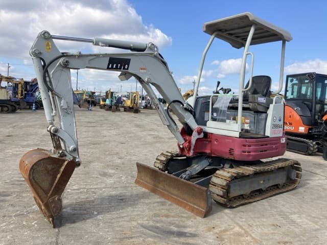 MINI EXCAVATOR — Auction (lot 8461-366)