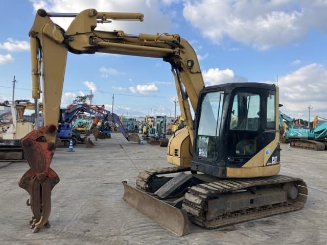EXCAVATOR — Auction (lot 8461-369)