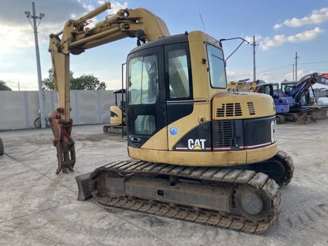 EXCAVATOR — Auction (lot 8461-369)