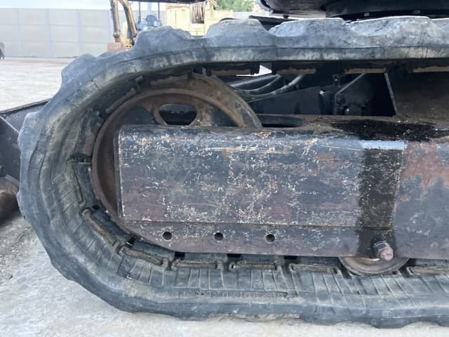 MINI EXCAVATOR — Auction (lot 8461-370)