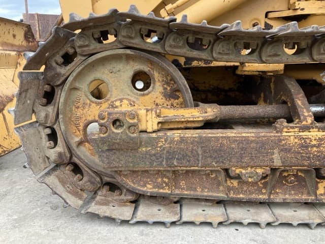 Bulldozer — Auction (lot 8461-371)