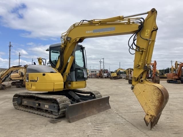 EXCAVATOR — Auction (lot 8461-372)