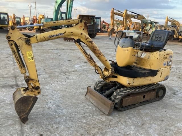 MINI EXCAVATOR — Auction (lot 8461-374)