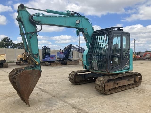 EXCAVATOR — Auction (lot 8461-377)