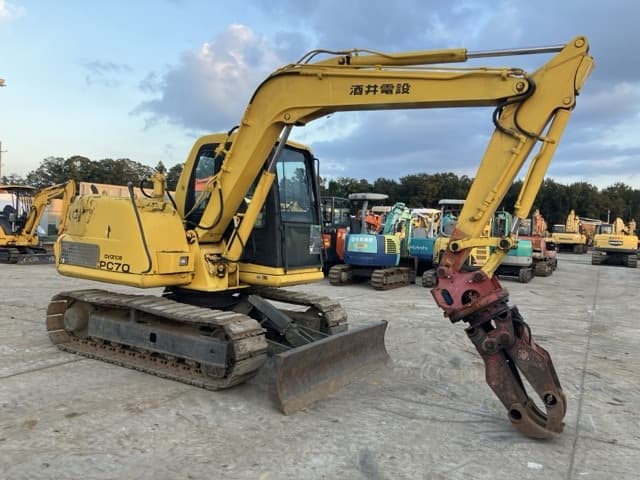 EXCAVATOR — Auction (lot 8461-381)