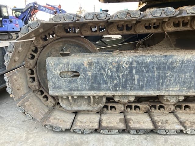 EXCAVATOR — Auction (lot 8461-381)