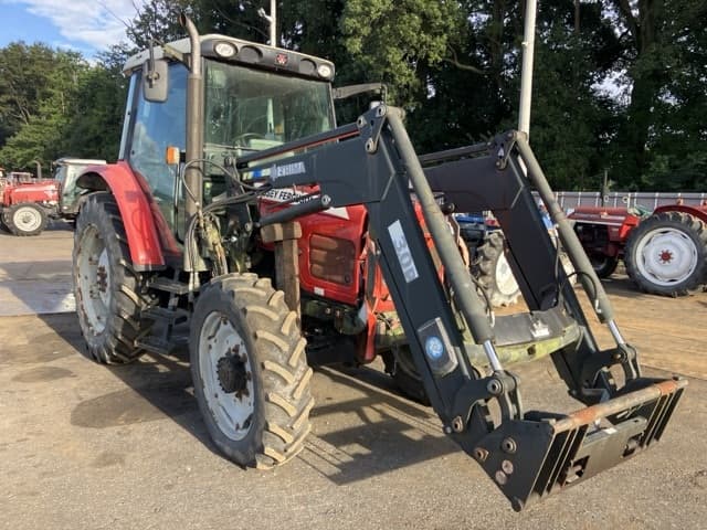 Tractor — Auction (lot 8461-3816)