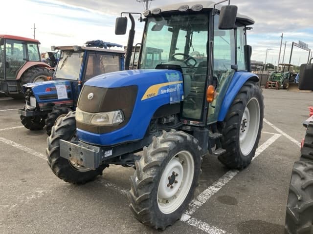 Tractor — Auction (lot 8461-3817)