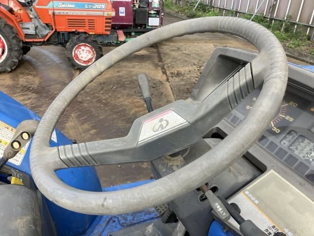 Tractor — Auction (lot 8461-3819)