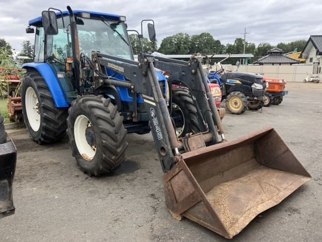Tractor — Auction (lot 8461-3822)