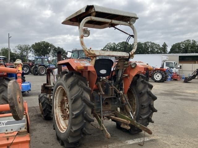 Tractor — Auction (lot 8461-3823)