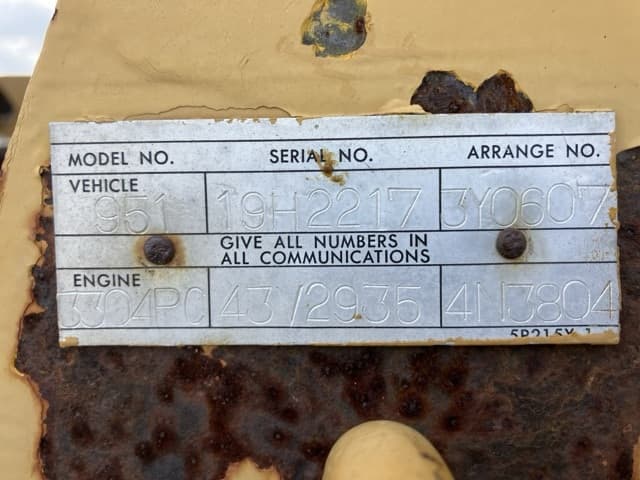 Bulldozer — Auction (lot 8461-383)