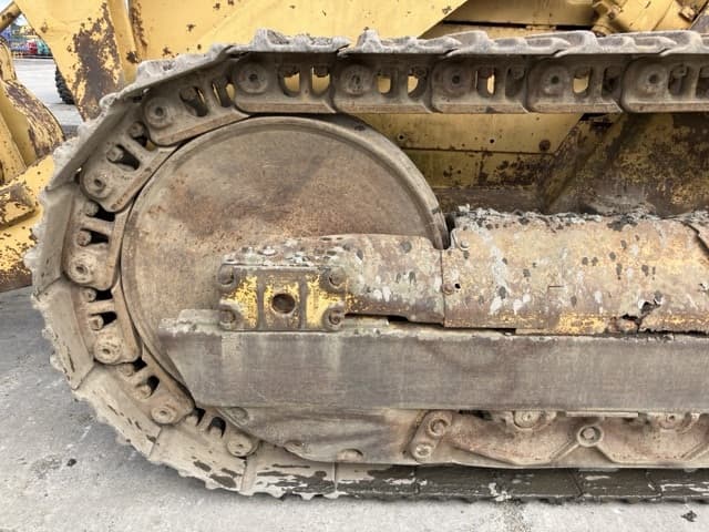 Bulldozer — Auction (lot 8461-383)
