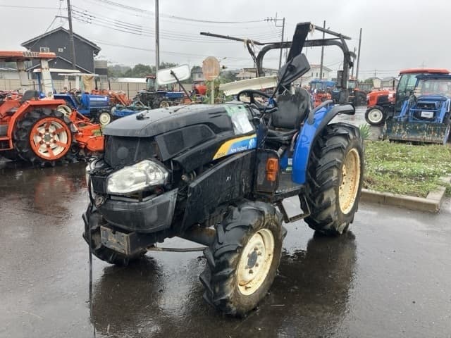 Tractor — Auction (lot 8461-3830)